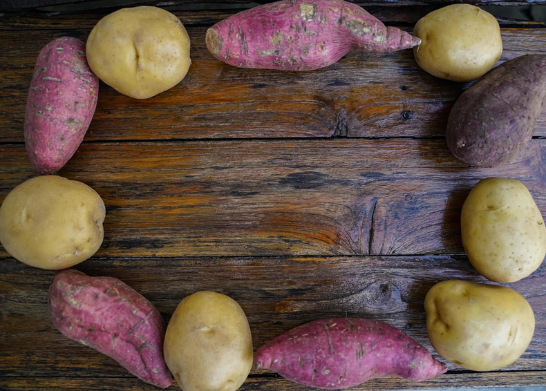 Papas y batatas. (es.dreamstime.com)..png