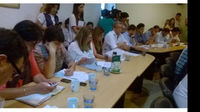 DEBATE. El nuevo Concejo arrancó con una sesión atípica..