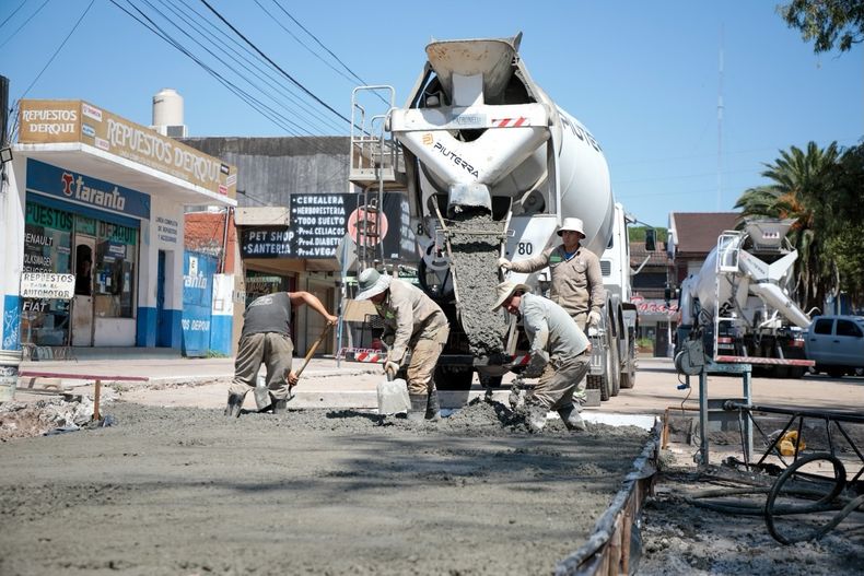 Trabajos en la calle Eva Pern de Presidente Derqui