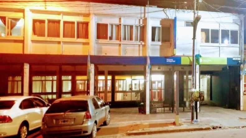El boquete detectado en la requisa tenía 30 centímetros de diámetro y 15 de profundidad. Foto: @juancaimpacto..