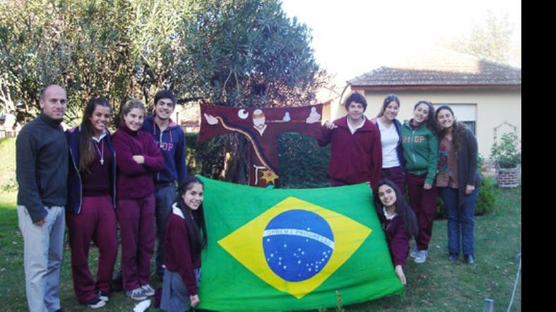 Algunos de los 27 jóvenes que viajarán desde el Madre del Divino Pastor..