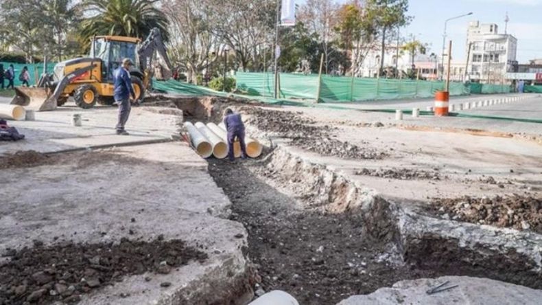 AGUA. El presupuesto provincial contempla obras hidráulicas en el centro de Pilar..