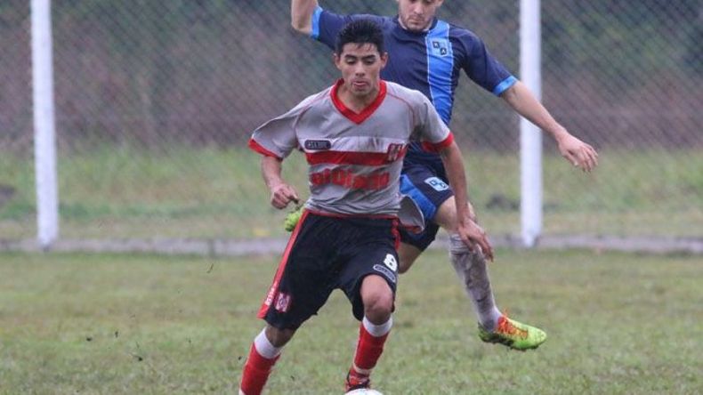 REVANCHA. Atlético perdió 2-1 como local ante Los Capaces, el 28 de mayo pasado..