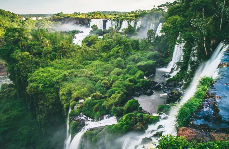 Iguazú desborda los ojos, los oídos y el alma. (Argentina.gob.ar)..webp