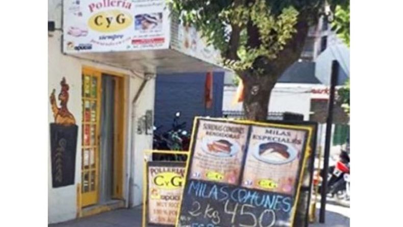CyG. La pollería asaltada el jueves..