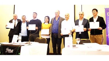 JUNTOS. El debate se realizó en el Howard Johnson´s..