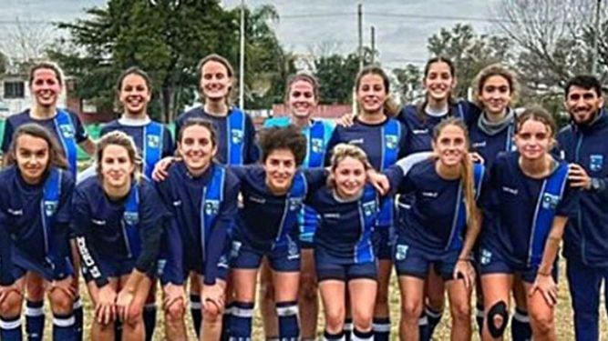 Las chicas de Roma lideran el torneo..