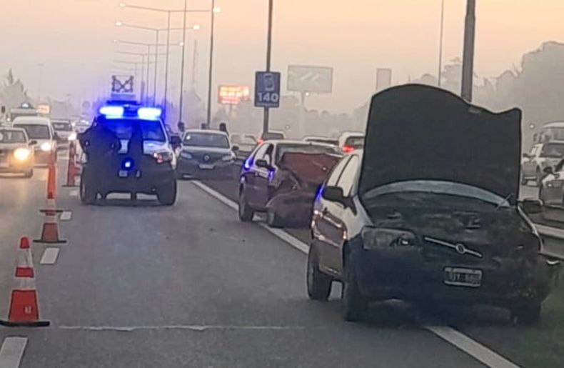 El choque se produjo en la mano rápida del kilómetro 49 de Panamericana.