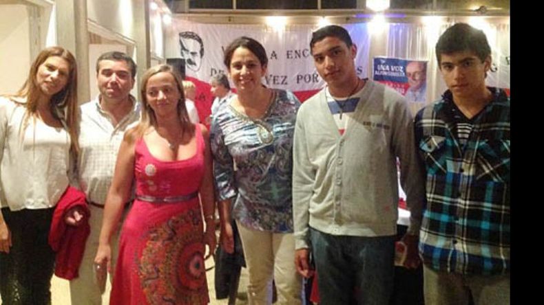 Zakhem (ctro.) participó de un encuentro radical en Mar del Plata el fin de semana..