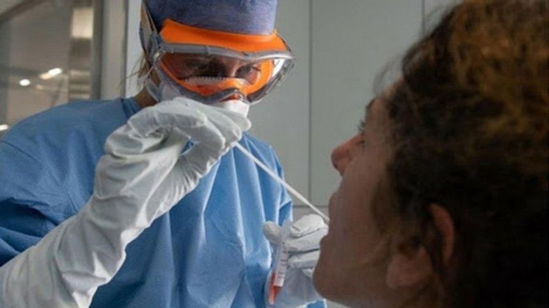 EN AUMENTO. Los nuevos casos en el país fueron 14.014, la mayor cifra desde octubre..