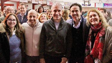 VISITA. Bortule, Ducoté, Rodríguez Larreta, Neuspiller y Leguizamón, ayer, en Sportivo..