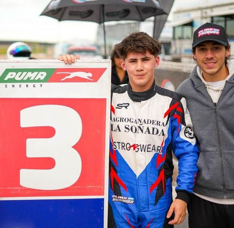 Vázquez corrió en 2023 en la Clase 2 del Turismo Pista.