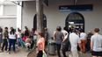 En 2022 hubo largas colas y gente que pasó la noche en la estación Pilar.