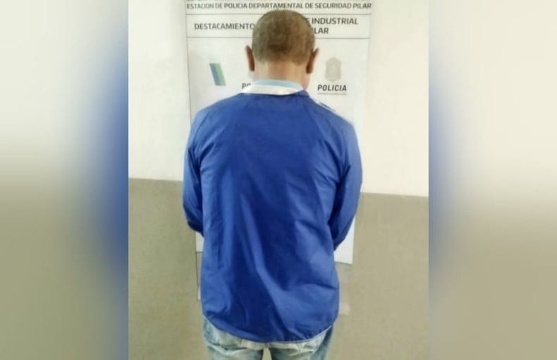 El sujeto fue detenido en el Parque Industrial de Pilar en estado de ebriedad.&nbsp;