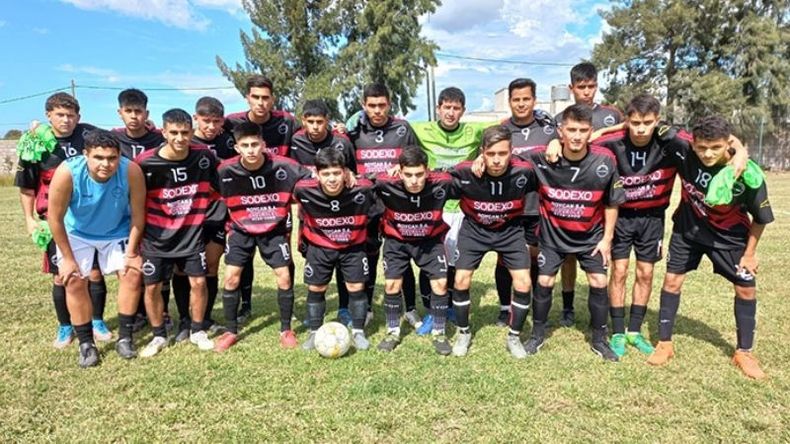 La Sub 20 de Villa Rosa, una de los punteras de la División A..
