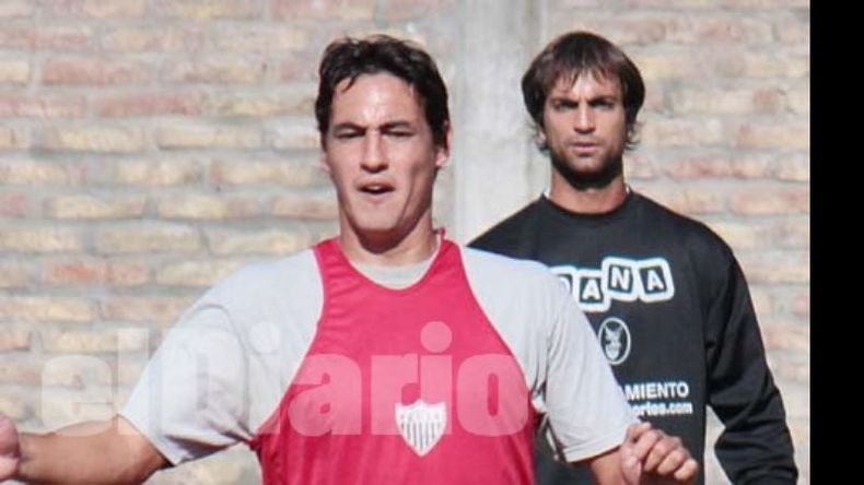 Javier Valenzuela. El defensor regresa al primer equipo después de tres cotejos. La pobre actuación ante Sacachispas derivó en que el técnico Santángelo lo dejara afuera de los convocados..