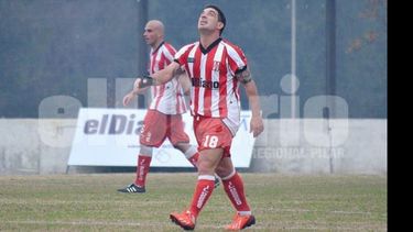 De penal, Fonzalida marcó el empate..