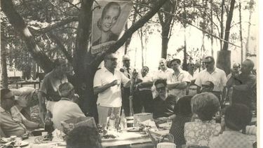 Asadito en lo del Tío Cámpora