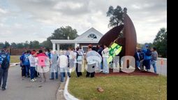 Protesta de UOCRA en Pilar Golf