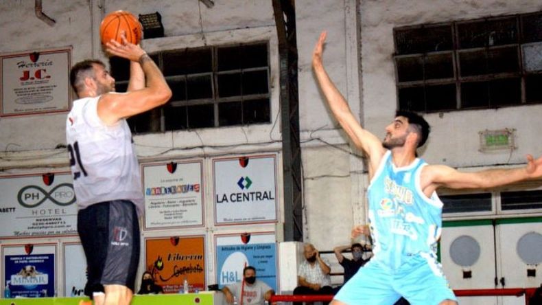 GOLEADOR. Pappalardi fue la gran figura rojinegra con 27 puntos. Foto: Prensa Club Derqui..