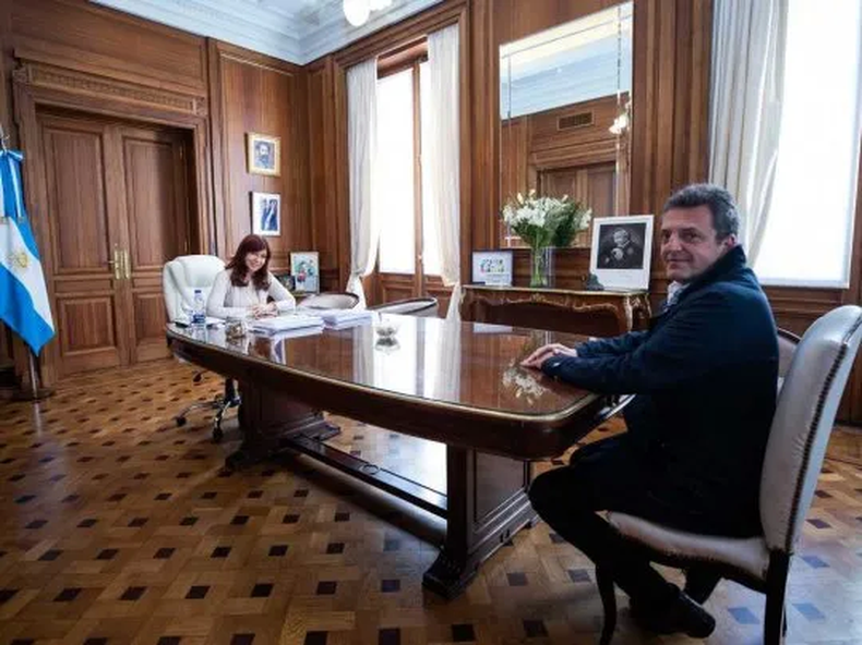 LAPICERA. Cristina Kirchner y Sergio Massa tienen la última palabra en las decisiones. &nbsp;