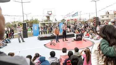 se inauguro una nueva plaza en el barrio los tilos