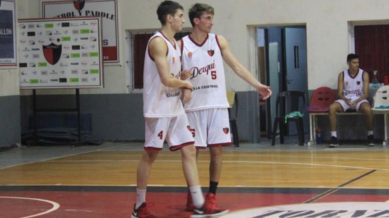 DUPLA. Nicolás Henriques junto a Nehuén Alvite..