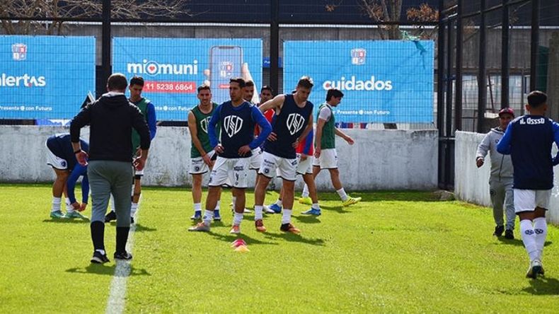 PREVIA. Los jugadores de Real precalientan para afrontar otra final..