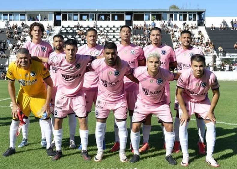 Real Pilar quedó como escolta de San Carlos en la Primera B Metro.