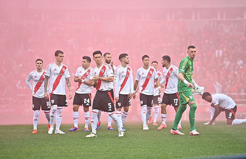 River Plate llegará a Pilar luego del empate sin goles en Avellaneda frente a Independiente.