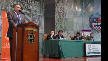 Humberto Zúccaro en la USAL. Hoy pedirá un “diagnóstico” de la seguridad..