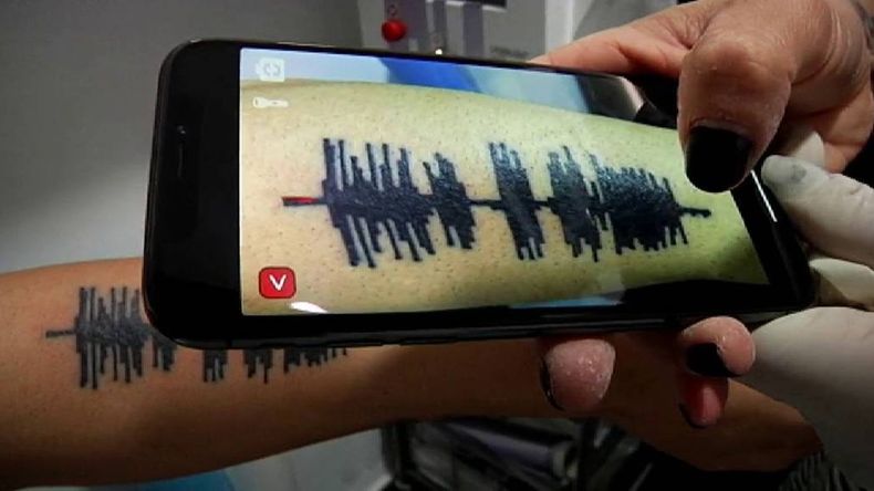La nueva moda de los tatuajes sonoros. Foto. El Confidencial..jpg