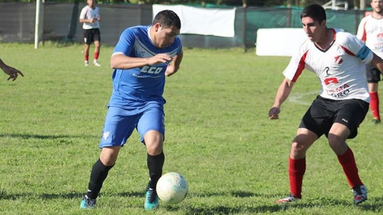 Seis temporadas lleva Jesús Ramírez (izq.) defendiendo la camiseta de Flecha..