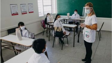 EN EL AULA. Las clases seguirán siendo presenciales durante lasegunda ola..