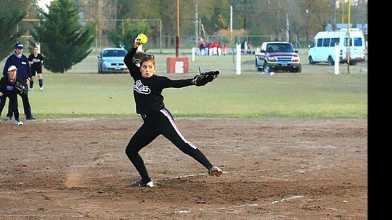 EN ASBA. Pilar SC superó a Vélez (15-5) y Golondrinas (10-4)..
