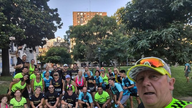 SELFIE. Los representantes del Caldara’s Team no faltaron a la última cita del año.