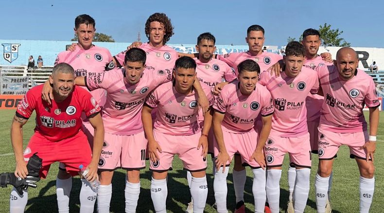 FORMACIÓN ANTE LINIERS. Real Pilar estuvo cerca. Ahora deberá apostar todo al Reducido.