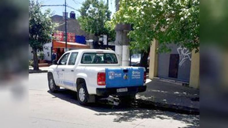 Así estacionan los vehículos municipales. Germán.  .