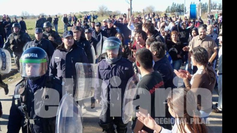 Los trabajadores de Kromberg volvieron a denunciar represión policial..
