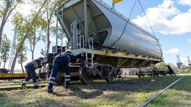 El tren San Martín recibirá tolvas graneras desde el Urquiza.