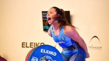 GRITO SAGRADO. Martina Mendoza y su festejo tras alcanzar el título argentino.