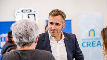 ADHESIÓN. Achával pidió la libertad de la pilarense presa por marchar.