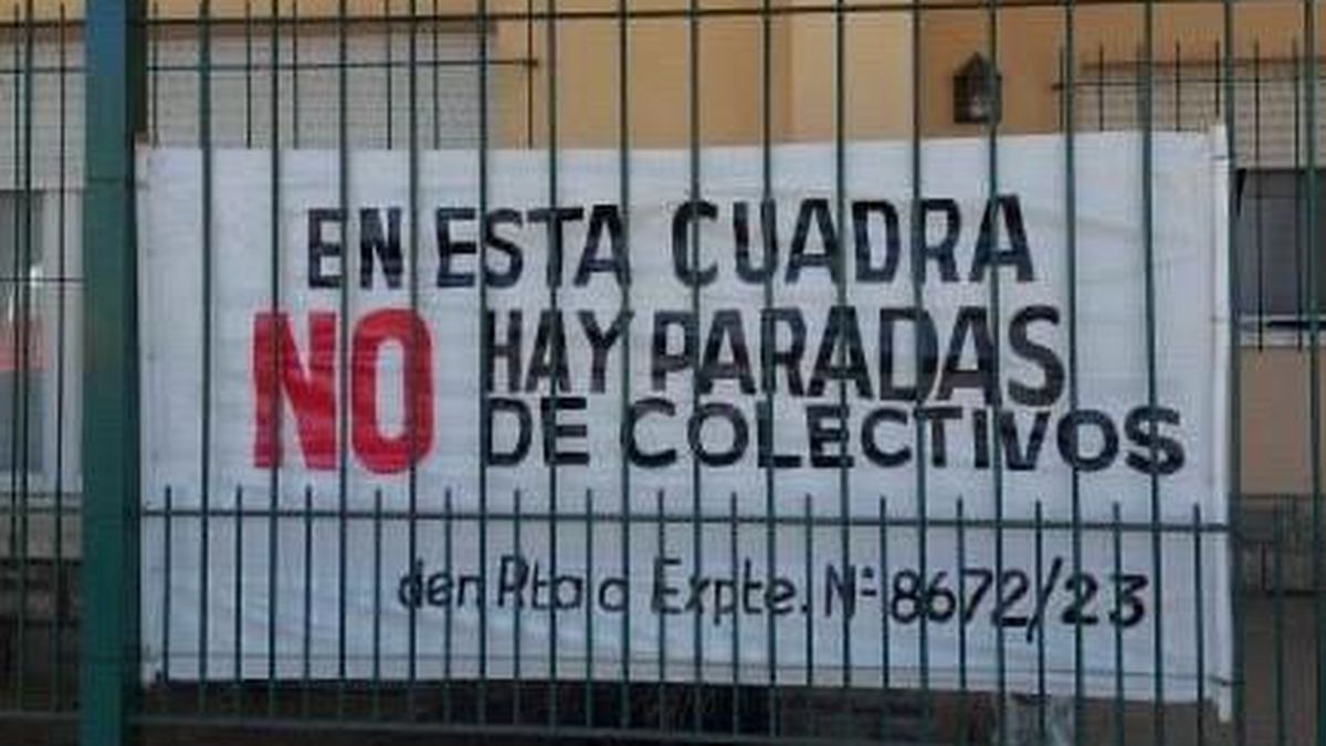 Crecen las quejas por la circulación de colectivos sobre la calle Nazarre