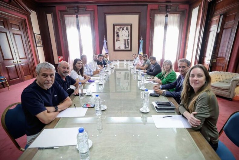 MESA. Los intendentes ven un rápido deterioro de la situación social.