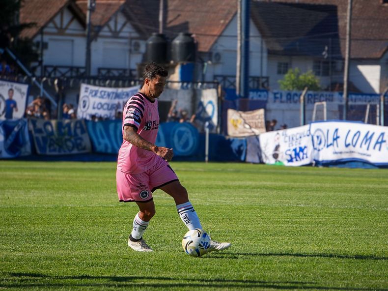 Daniel González hizo su debut en Real Pilar.&nbsp;