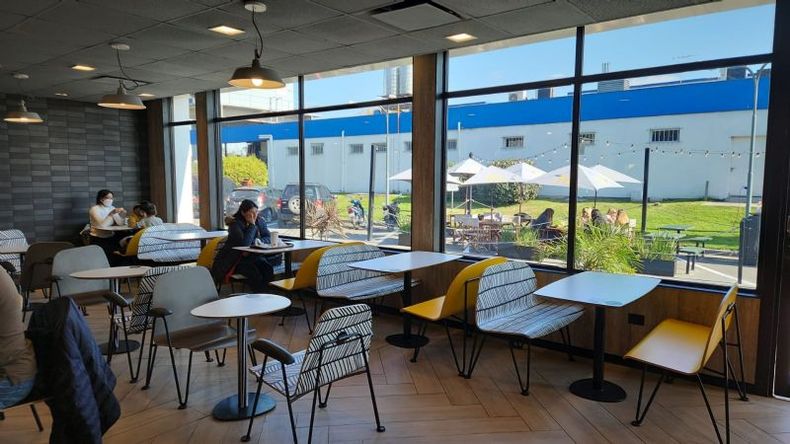 El local presenta una cara renovada..