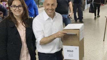 Ducoté votó en la Secundaria 8..