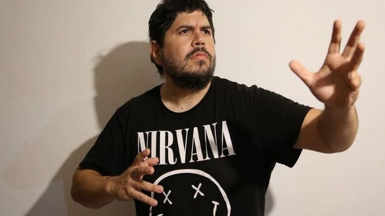 Santigo Motorizado, figura del indie (foto Agenda de Música)..