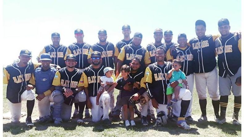 Black Dogs campeones..