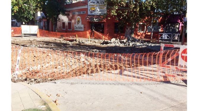 OBRA. El trabajo principal reparará el daño producido por un caño roto..